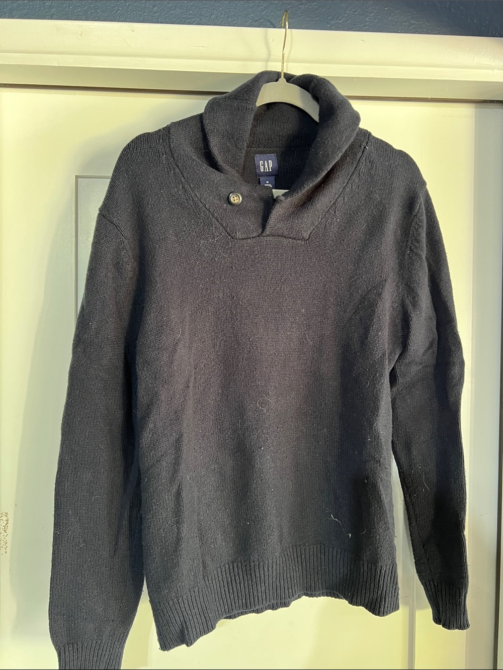 GAP Men’s Shawl Turtleneck Sweater in Black